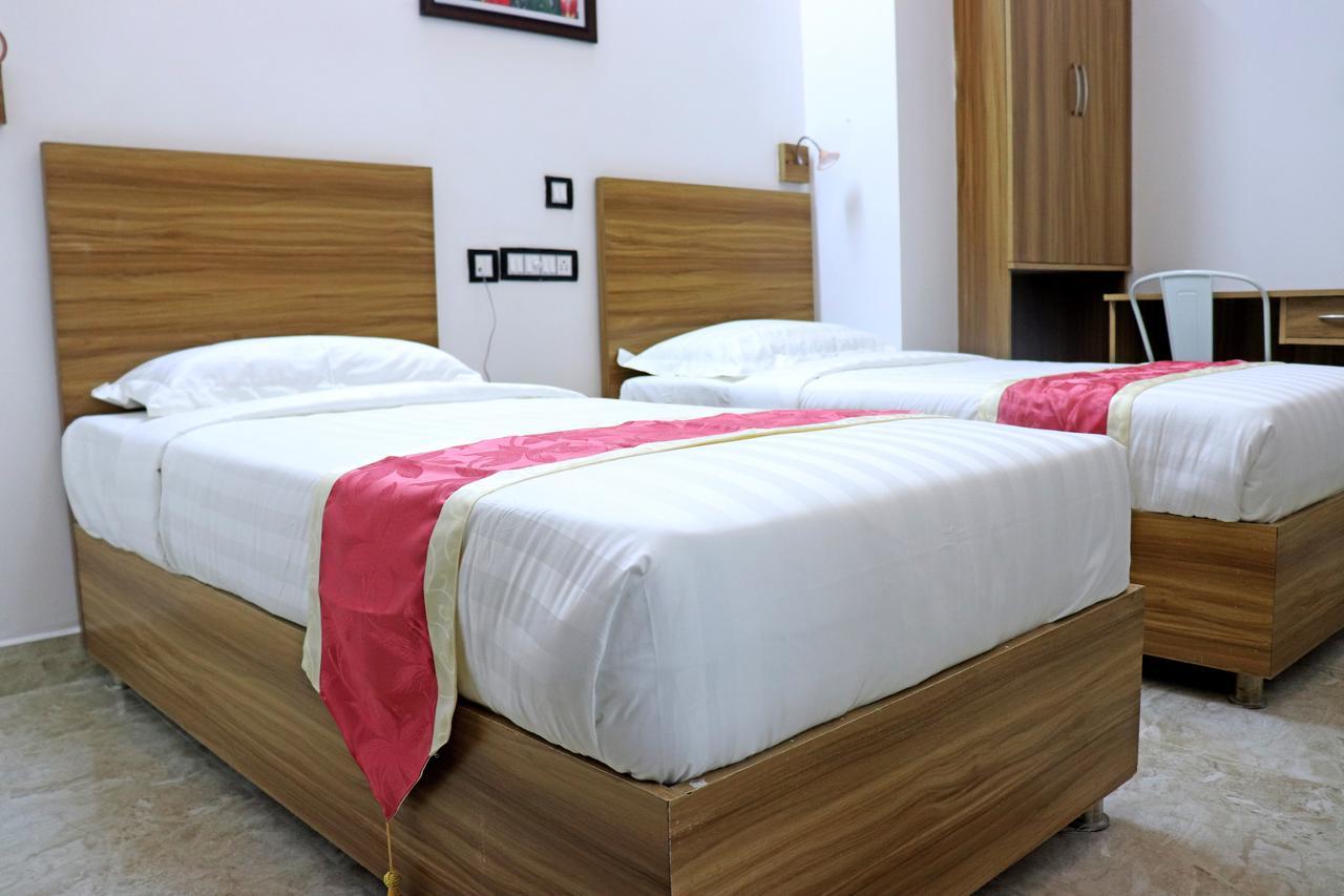 Gulnaar Guest House Chennai Dış mekan fotoğraf